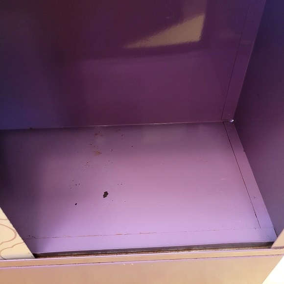 Vintage Metal Medicine Cabinet - Picture 6 of 9